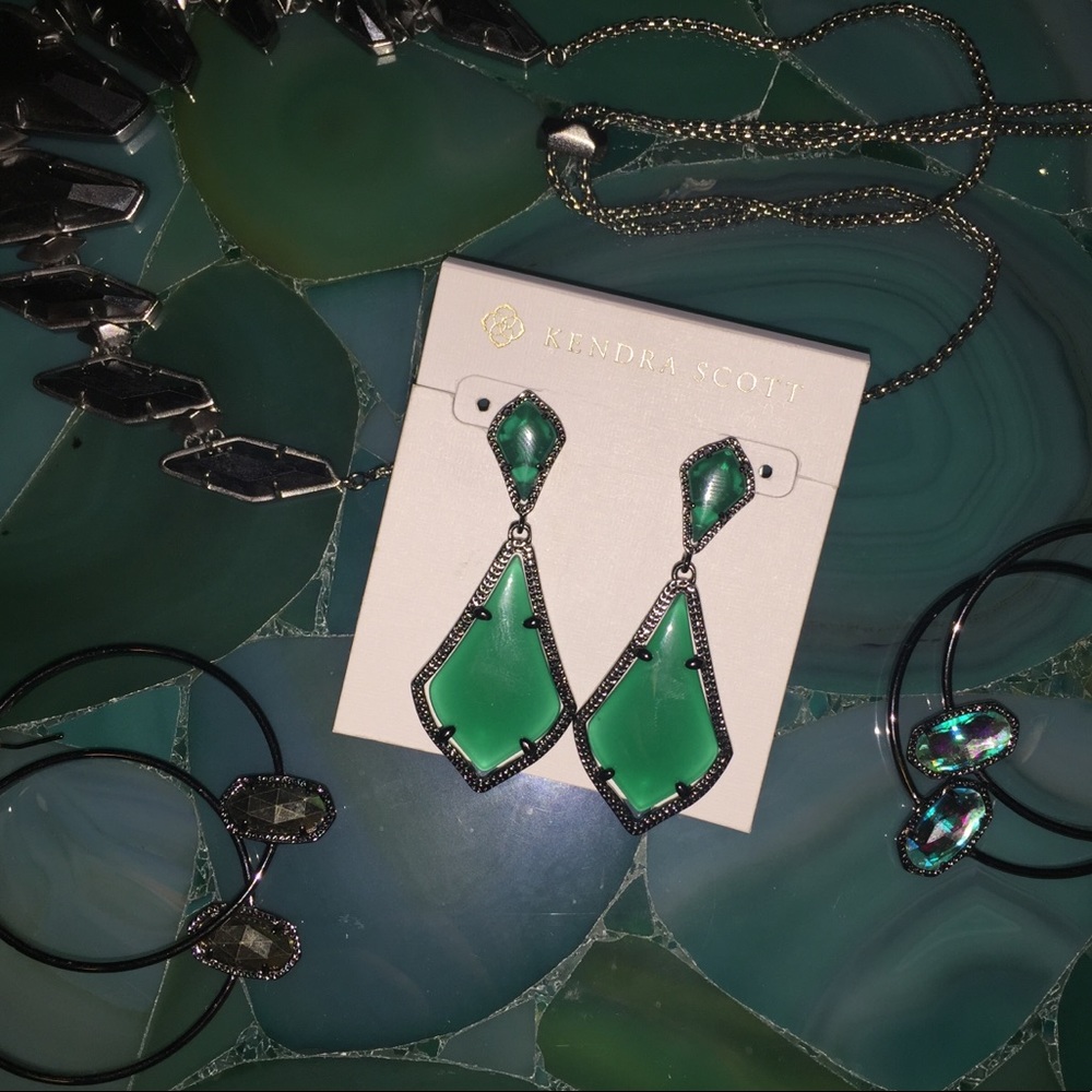Kendra Scott Alexa Emerald in Gunmetal Earring NWT